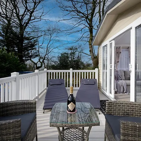 Ribble Heights Holiday Lodge, Stunning Views & Spacious Decking Longridge Exterior photo